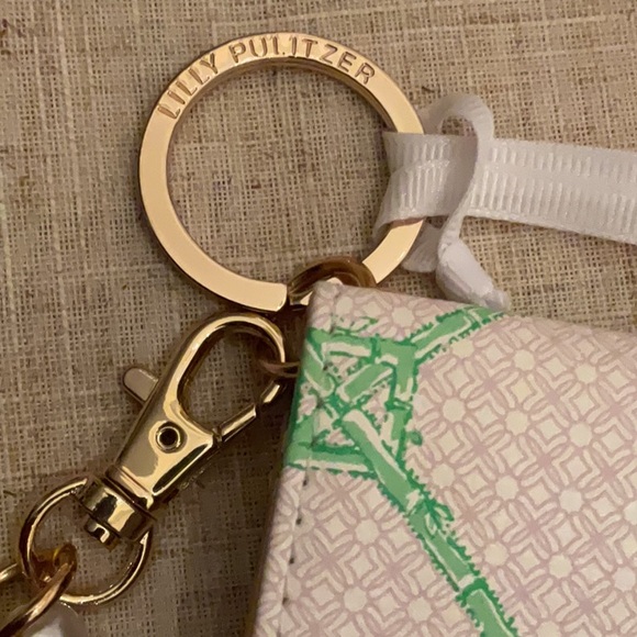 Lilly Pulitzer White and Green Card Holder with Pearl Chain, Key Holder - Picture 3 of 9
